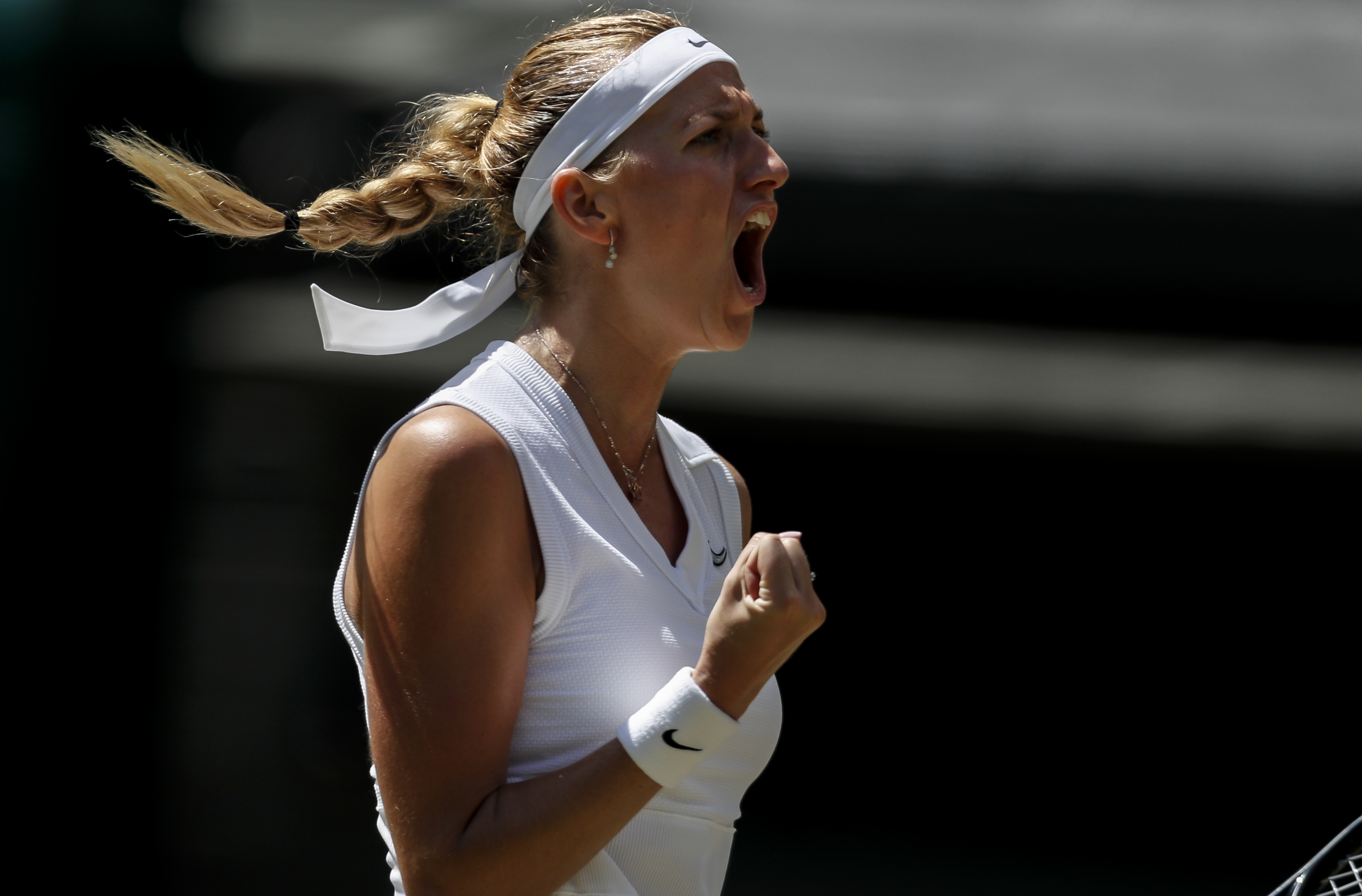 华体会体育官方网站科维托娃回归赛场，出色防守首场状态亮眼，澳大利亚队观众沸腾！的简单介绍